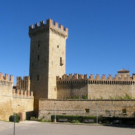 Hotel Castello Di Vigoleno Exterior foto