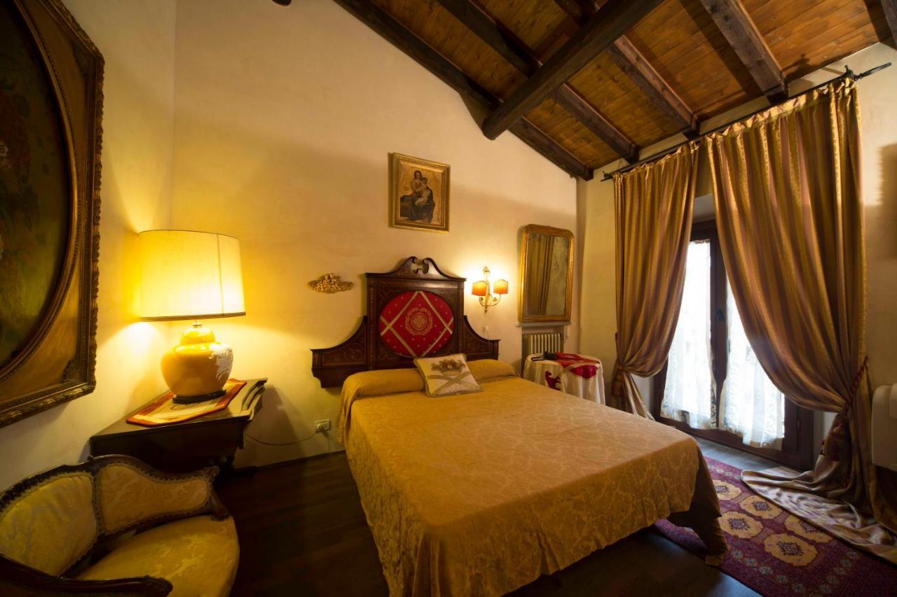 Hotel Castello Di Vigoleno Exterior foto